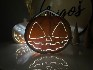 Navržený pro mé děti 🎃🧡 Ale moc rádi se o něj s Vámi podělíme. #halloween #halloweencostume #halloweendecor #halloween🎃